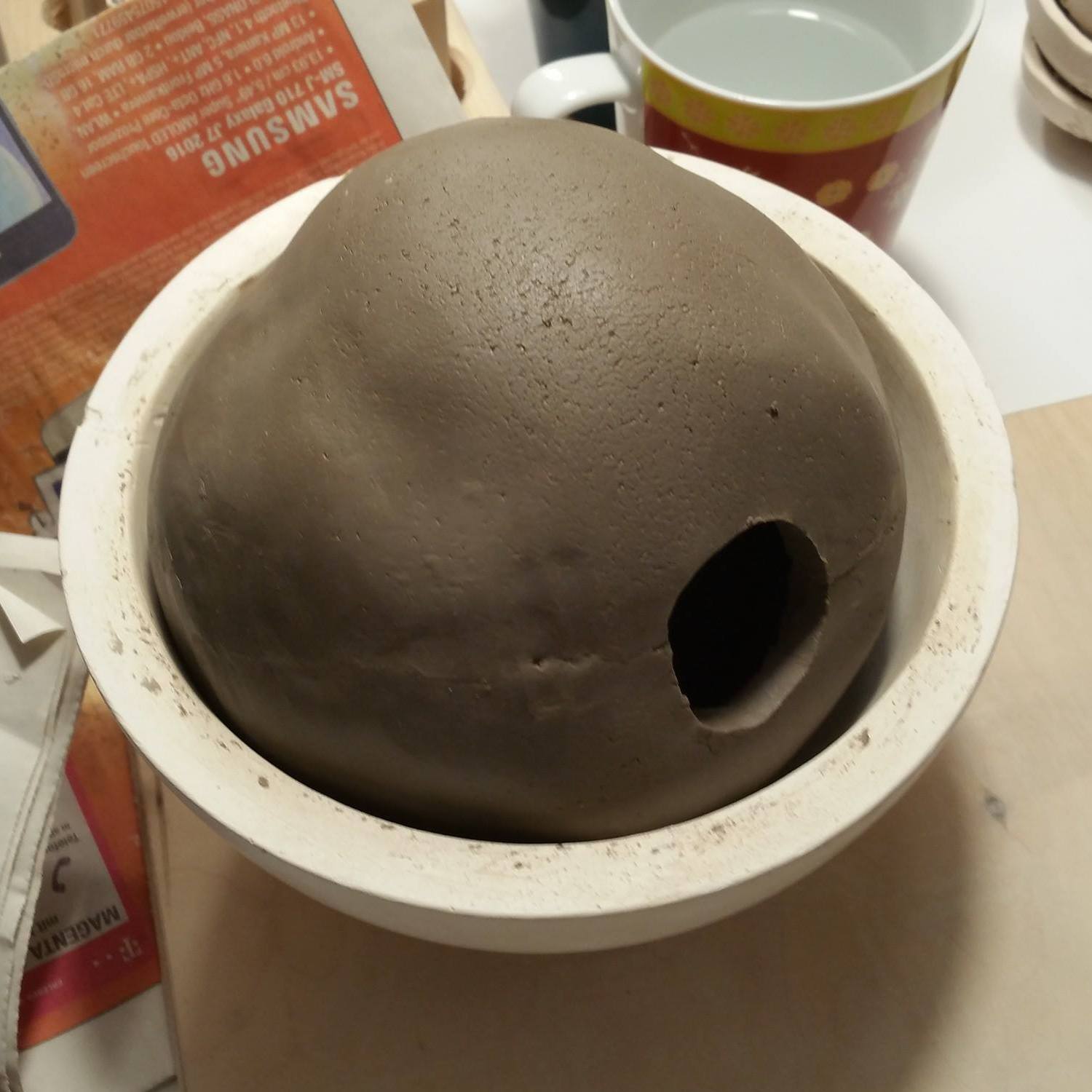 neckhole cutout 