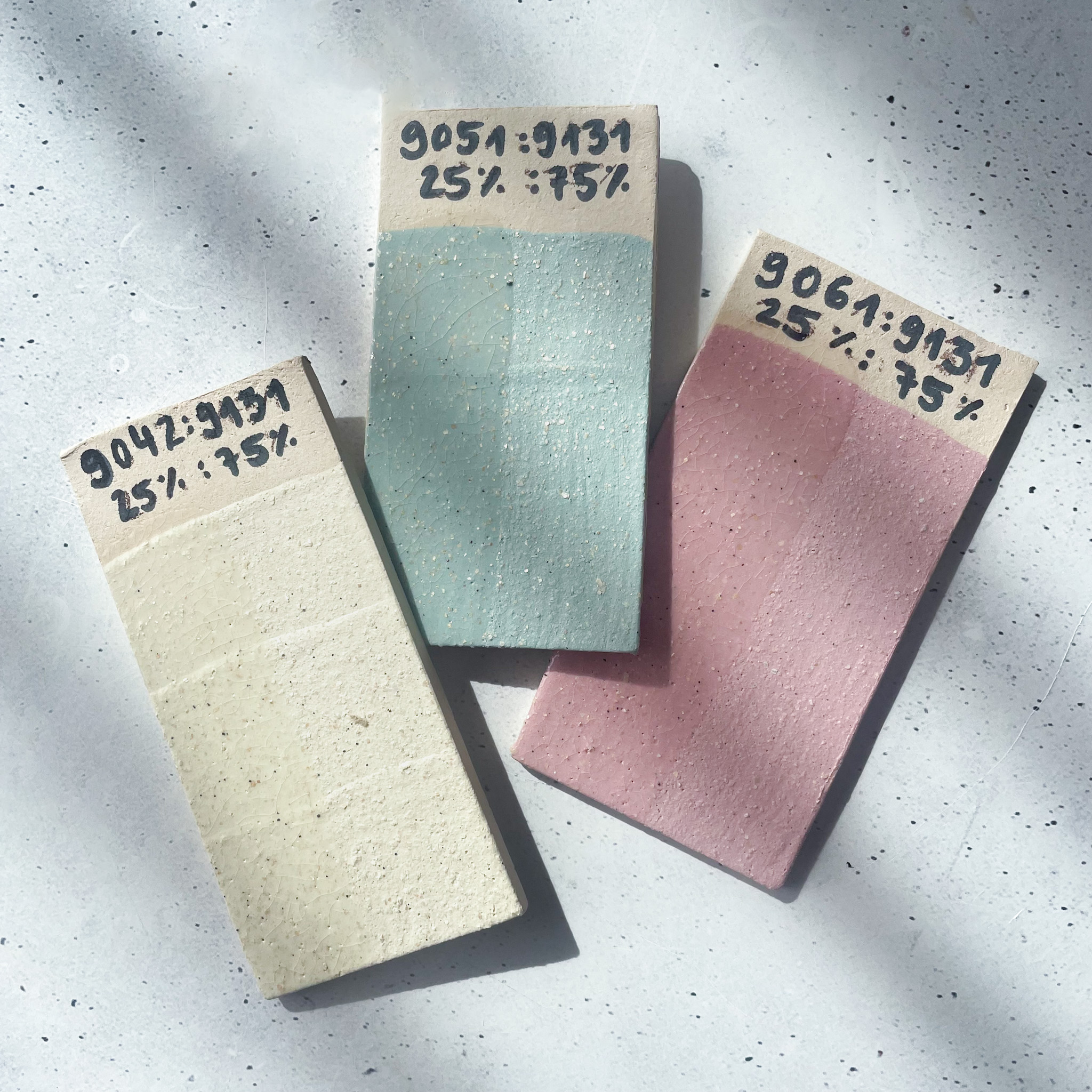 9131 gemischt mit Engobe bei 1050°C