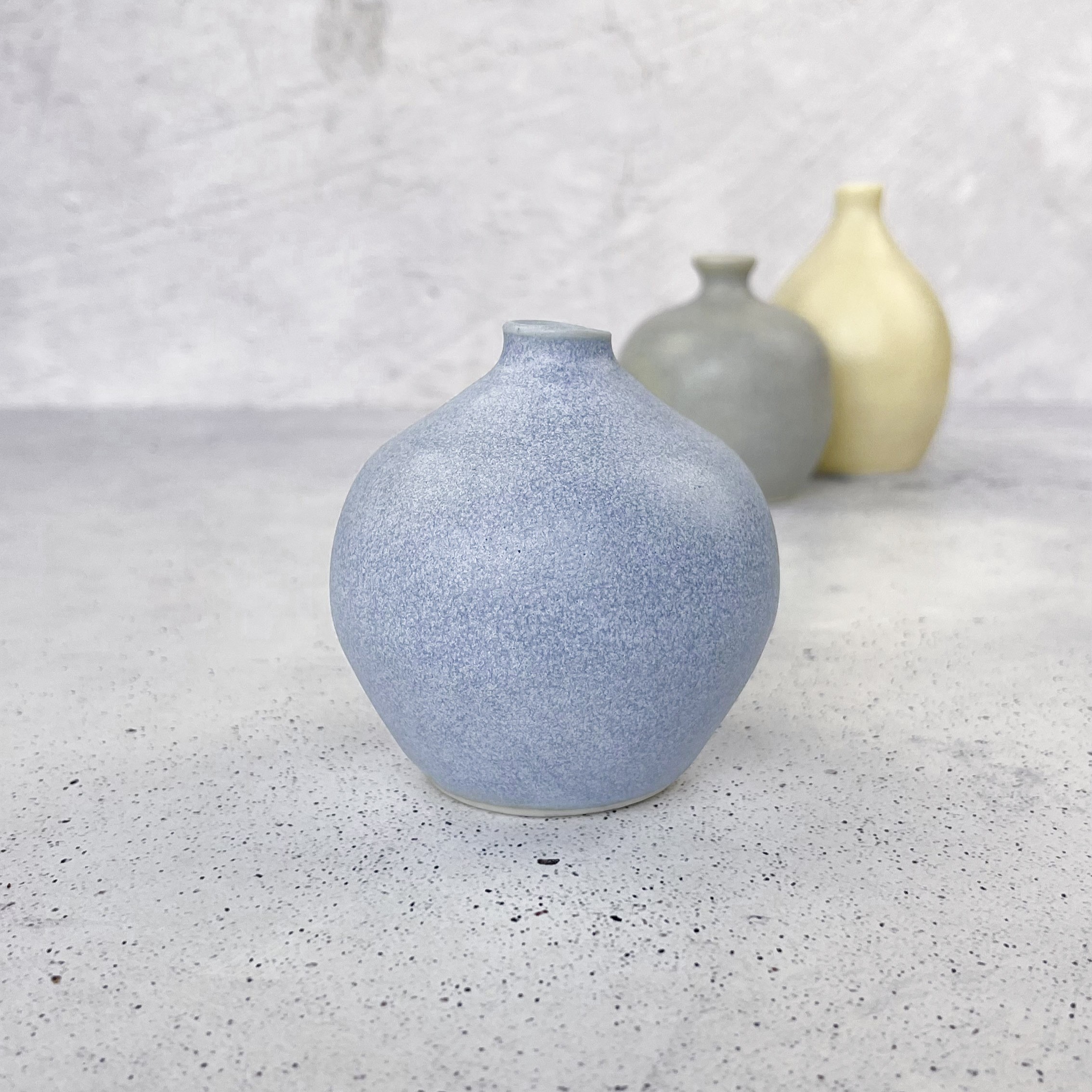 9863 auf weißem Ton bei 1250°C