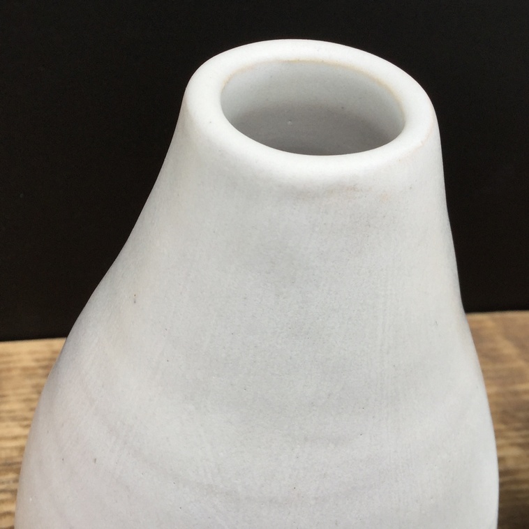 9887 Cremeweiß, Vase